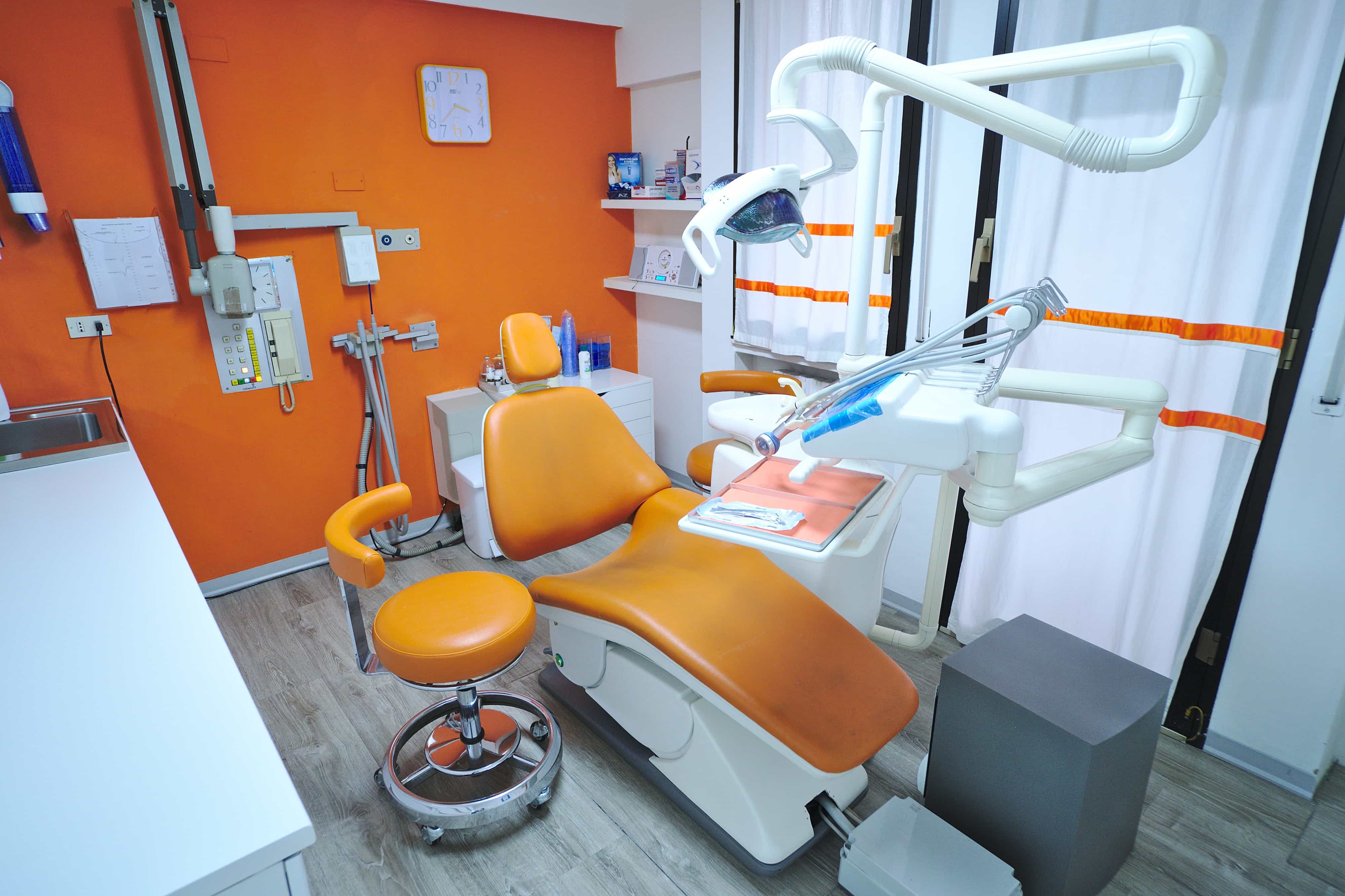 Rho-06 – Dentaclinic Studi Dentistici